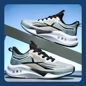 احذية الجري الجديدة الصيف Tenis Masculino جديد اللياقة البدنية اختبار طلاب المدارس المتوسطة ترتد توسيد أحذية رياضية أحذية رجالي
